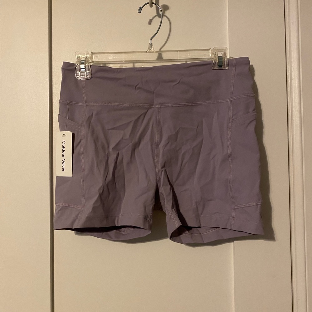 Outdoor Voices Earl Grey Zoom 3.5” short